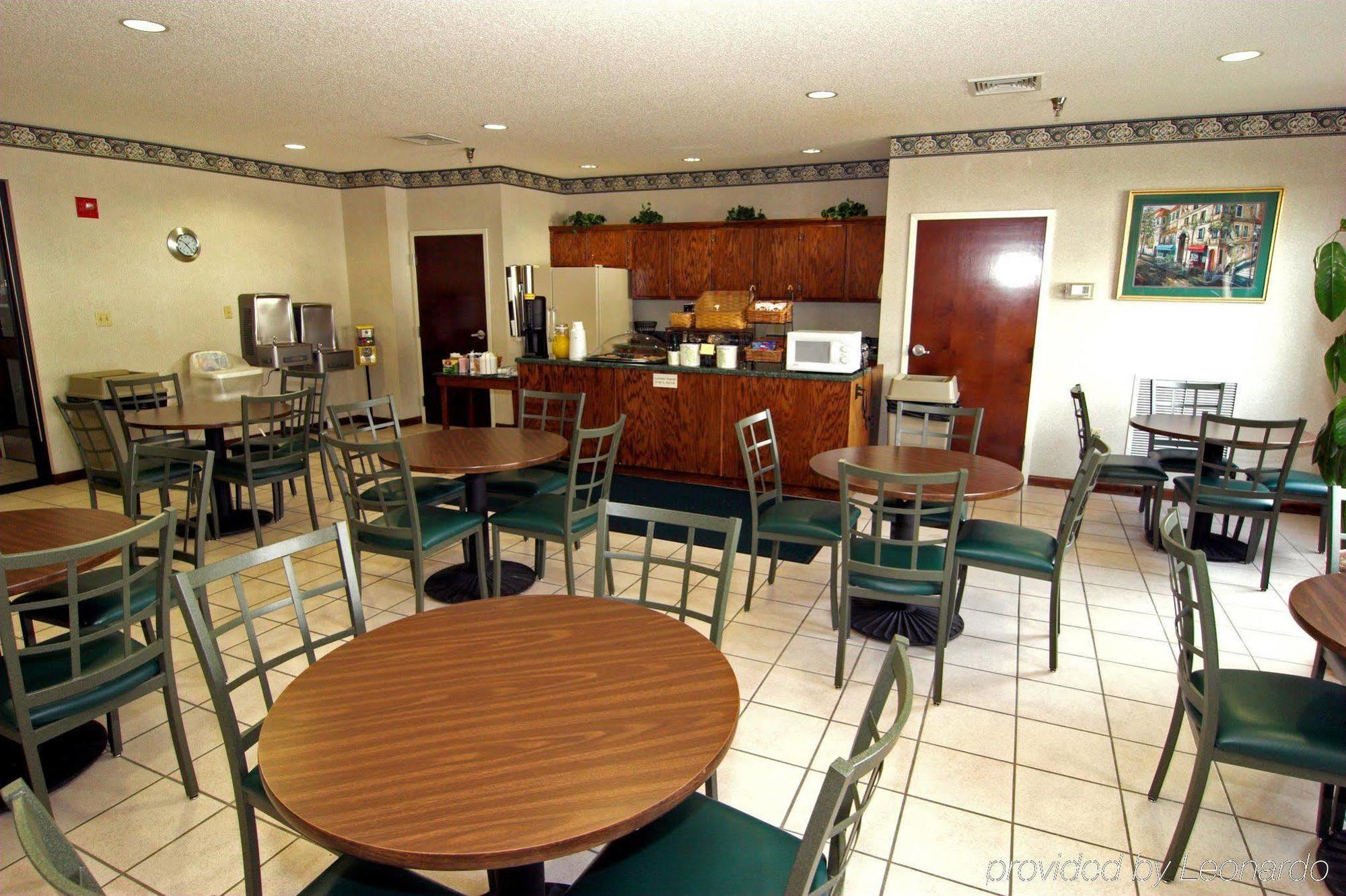 Quality Inn Warsaw Near Rappahannock River Restoran fotoğraf